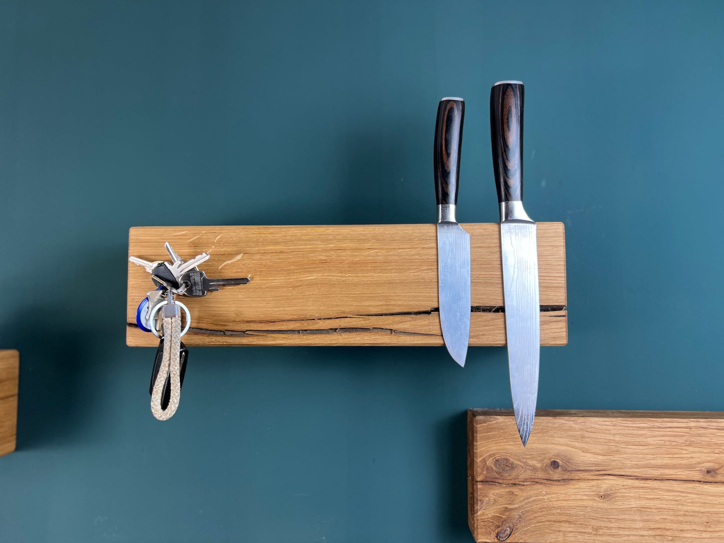 Magnetischer massiver Eichenbalken für Schlüssel oder sechs Messer, Wandmontage, Messerhalter, Messerblock oder Schlüsselbrett