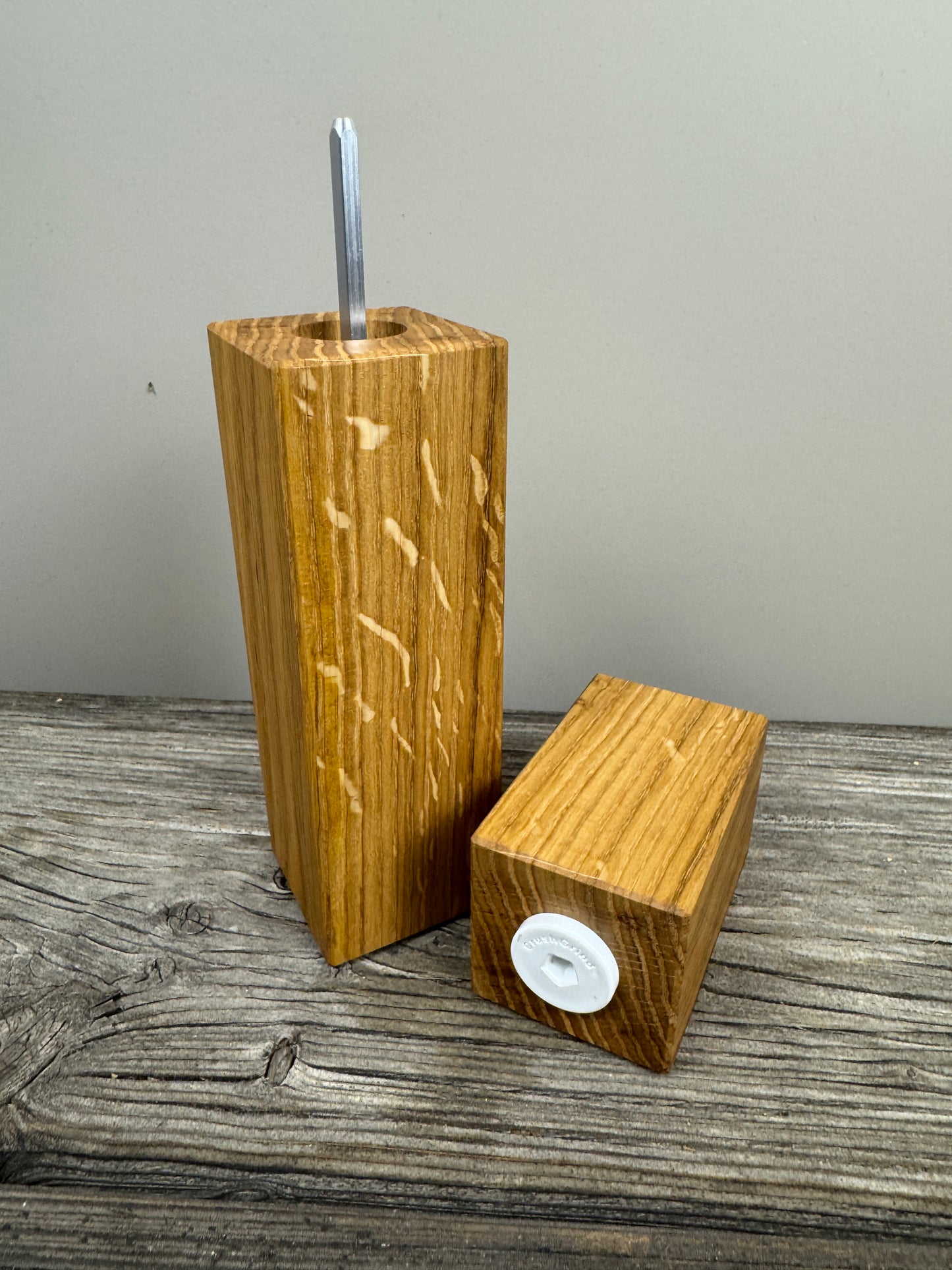 Salz oder Pfeffermühle Nr. 19