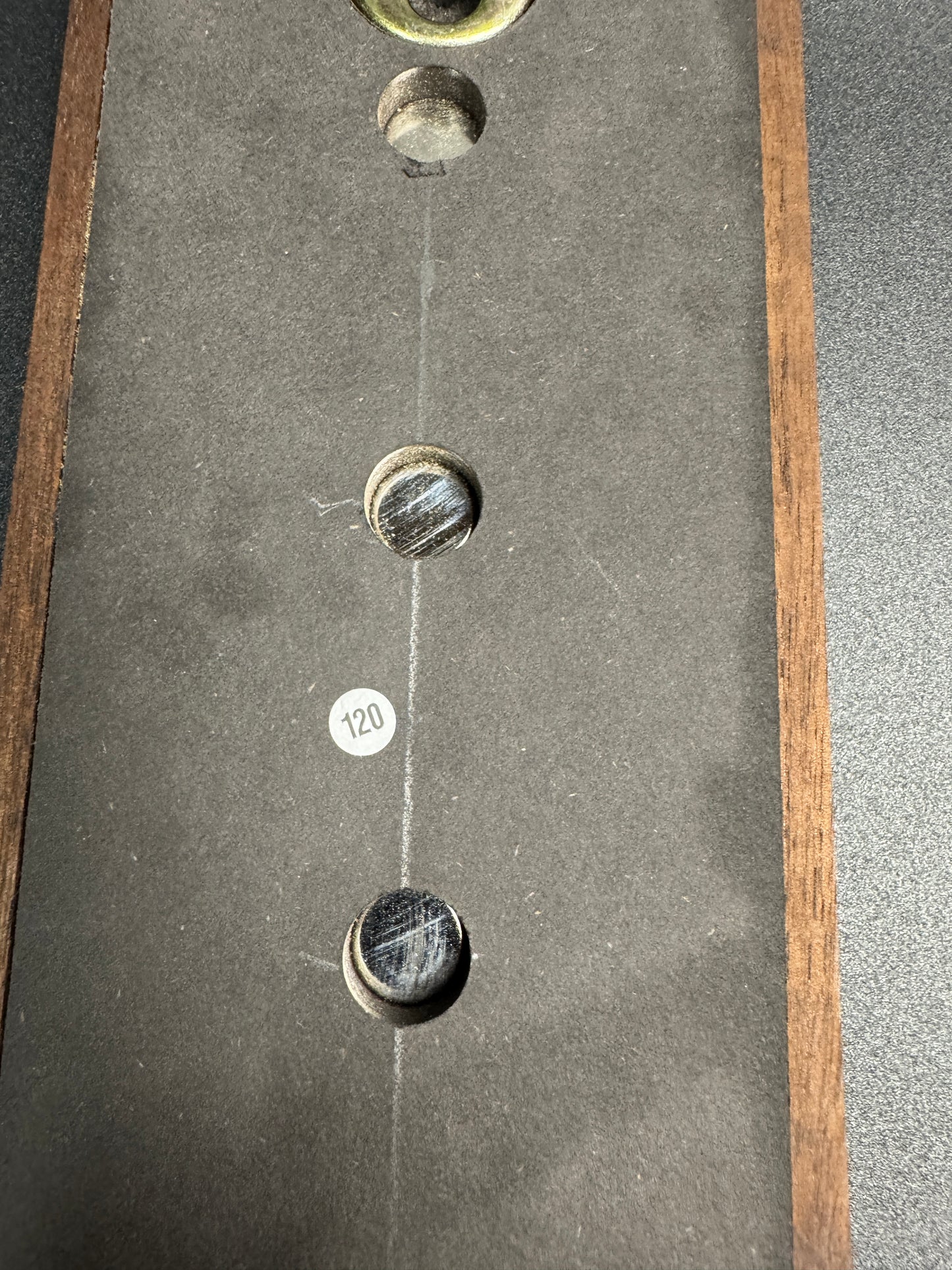 Messer oder Schlüsselleiste zur Wandbefestigung Nr. 120