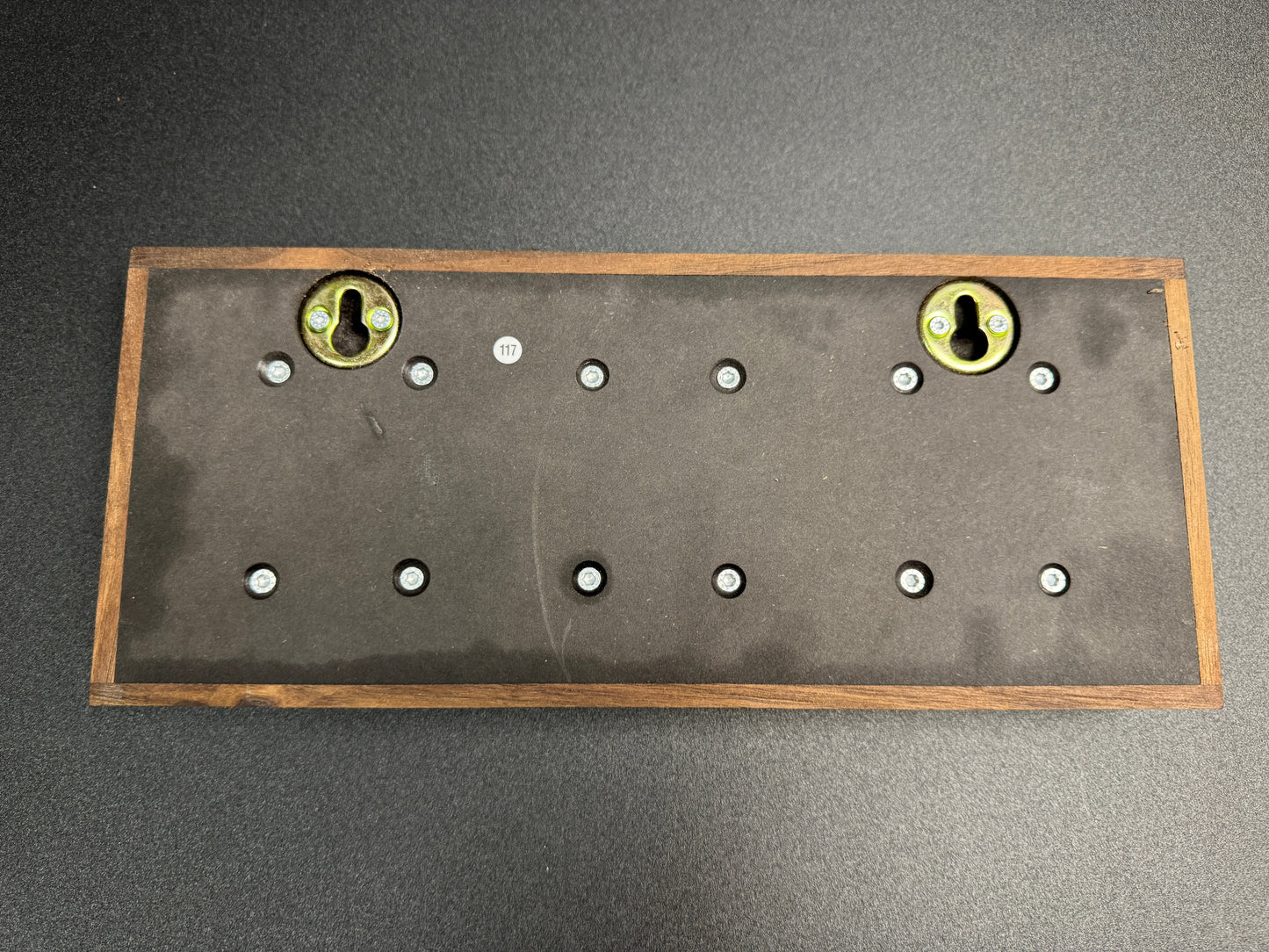 Messer oder Schlüsselleiste zur Wandbefestigung Nr. 117