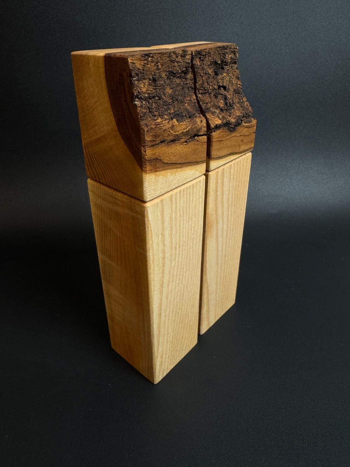 Gewürzmühlenpaar aus Esche
