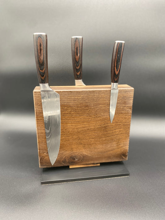 Magnetischer Messerblock für ca.  8 - 10  Messer aus schönem Eichenholz geräuchert
