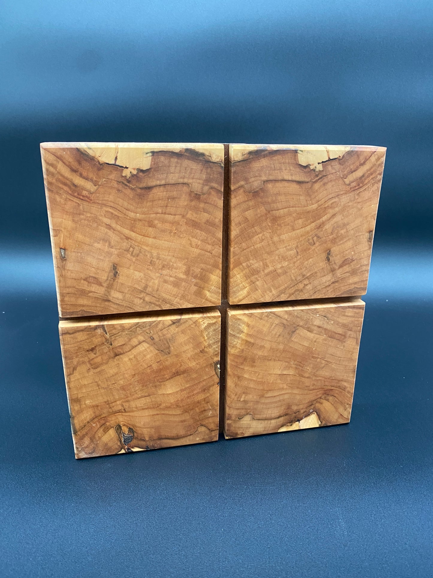 Magnetisches Schlüsselbrett aus besonderem Ahornholz