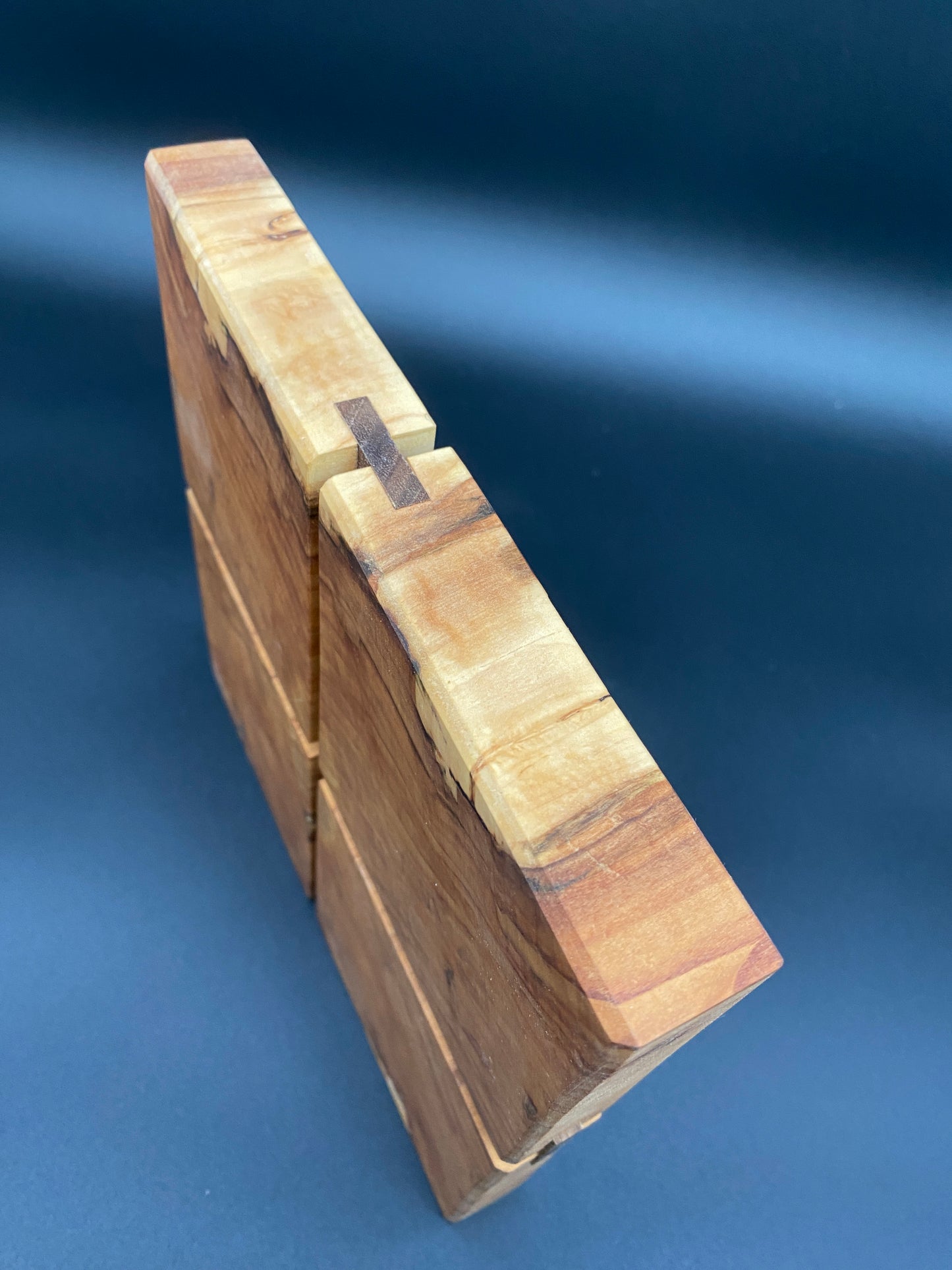 Magnetisches Schlüsselbrett aus besonderem Ahornholz