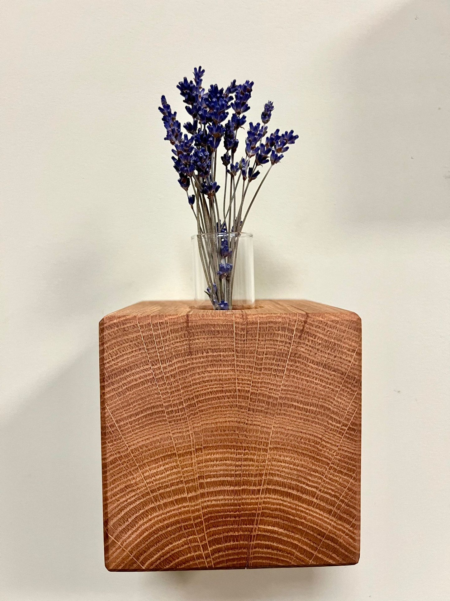 Deko Eichenbalken für die Wand, Kerzenhalter oder Blumenvase. Ablageboard Wanddekoration