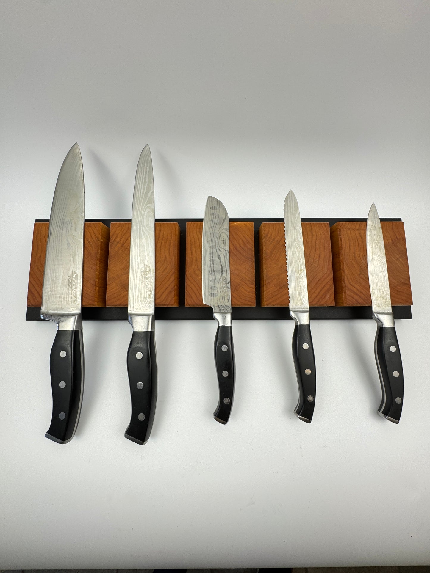 Magnetische Messer oder Schlüsselleiste Nr.37