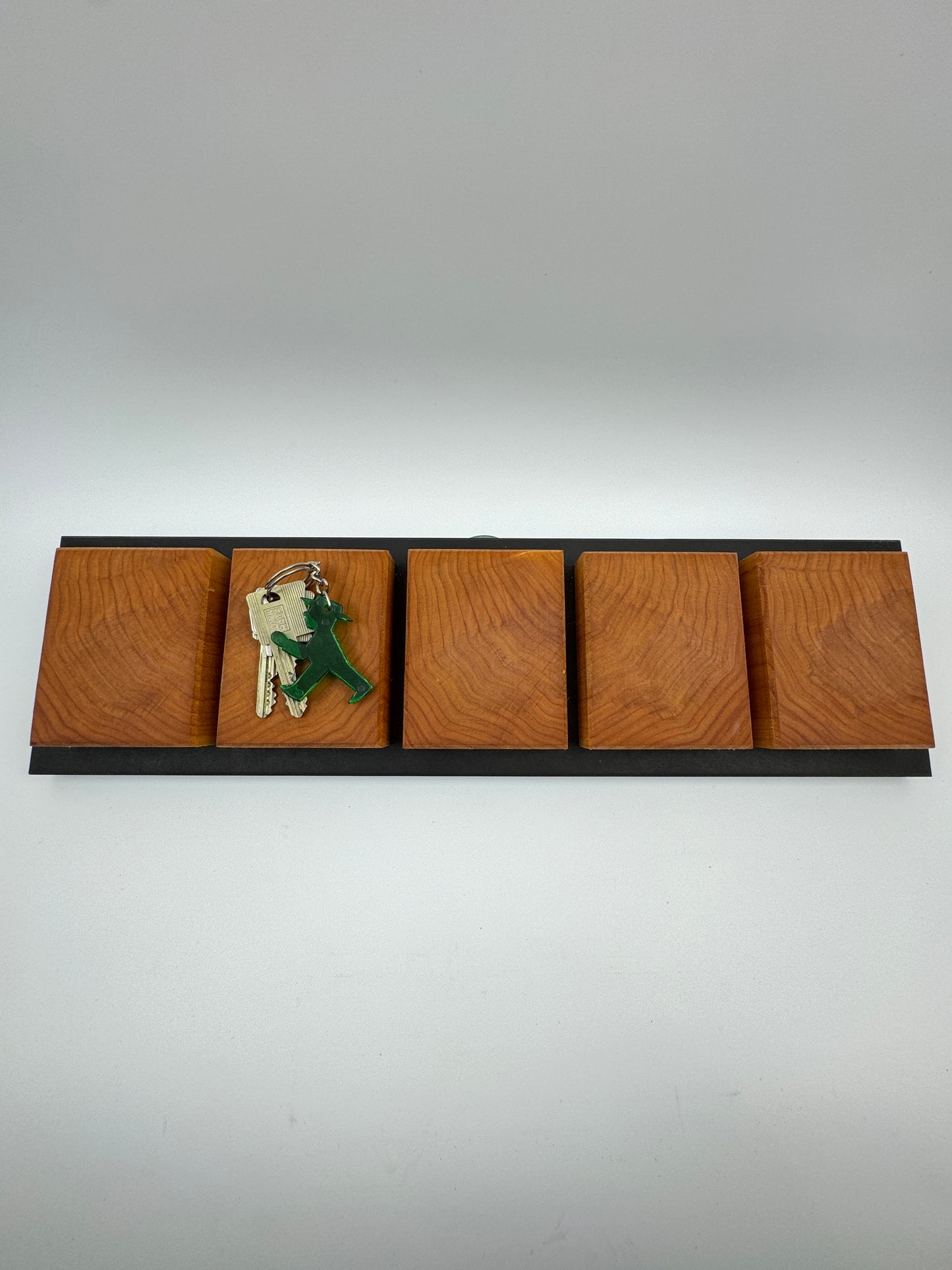 Magnetische Messer oder Schlüsselleiste Nr.37