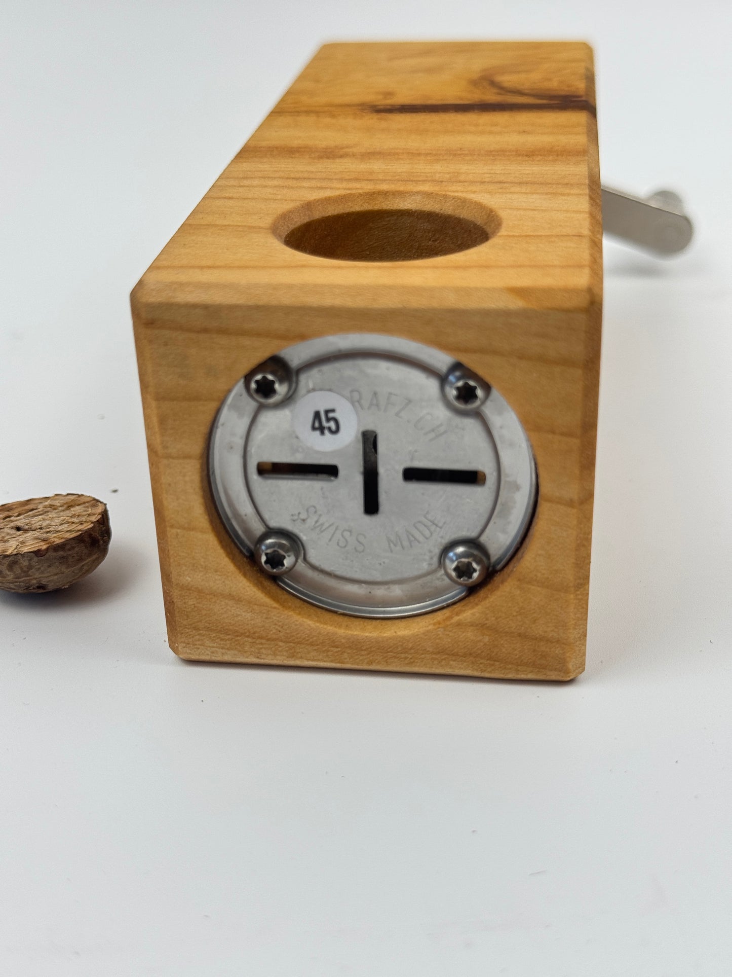Muskatmühle, Muskatreibe Nr.45