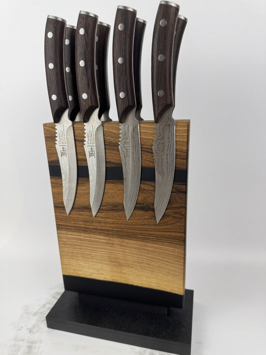 Magnetischer Messerblock aus Nussbaum mit Schiefersockel
