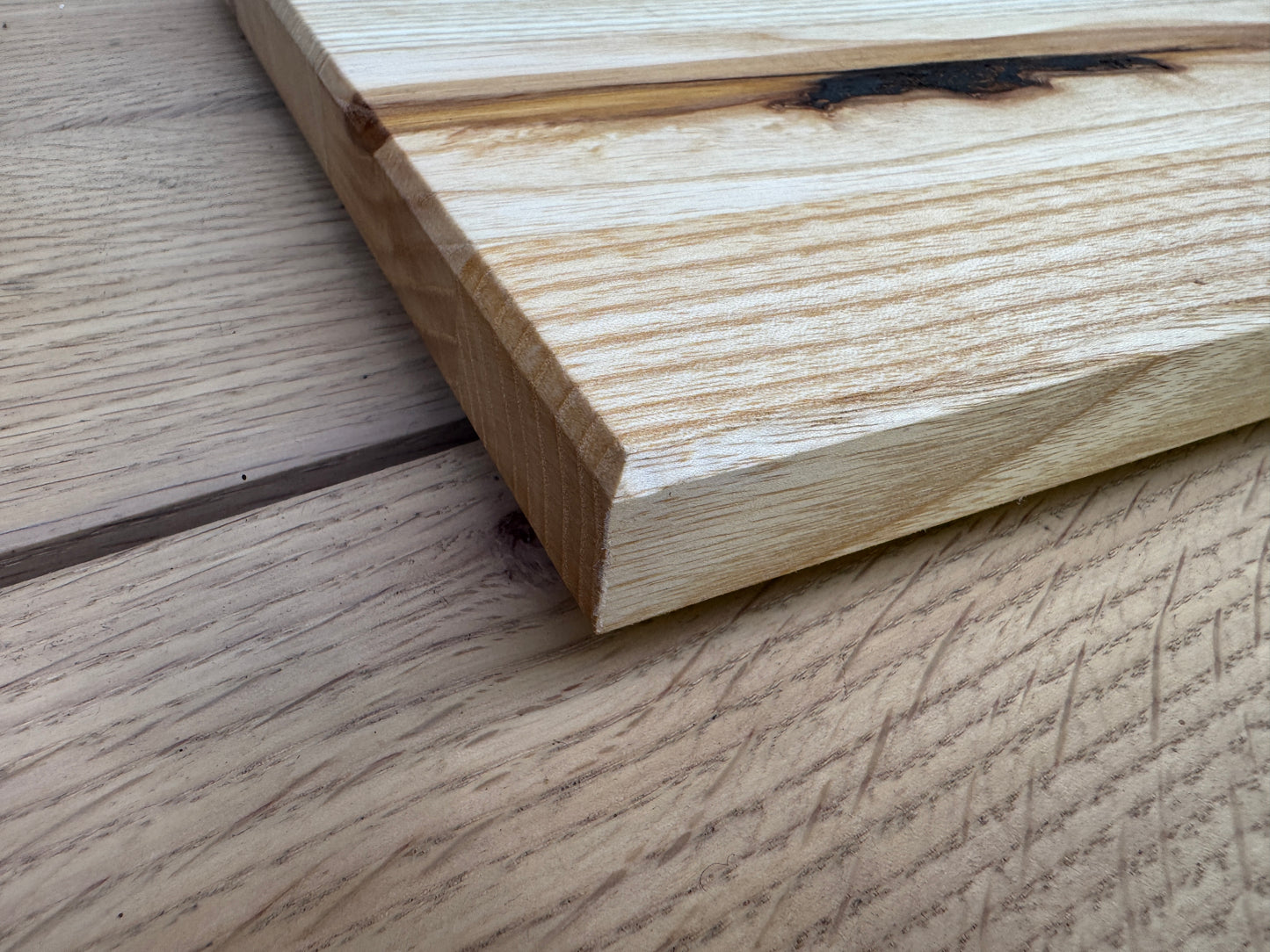 Holzschneidebrett Nr. 112  Esche