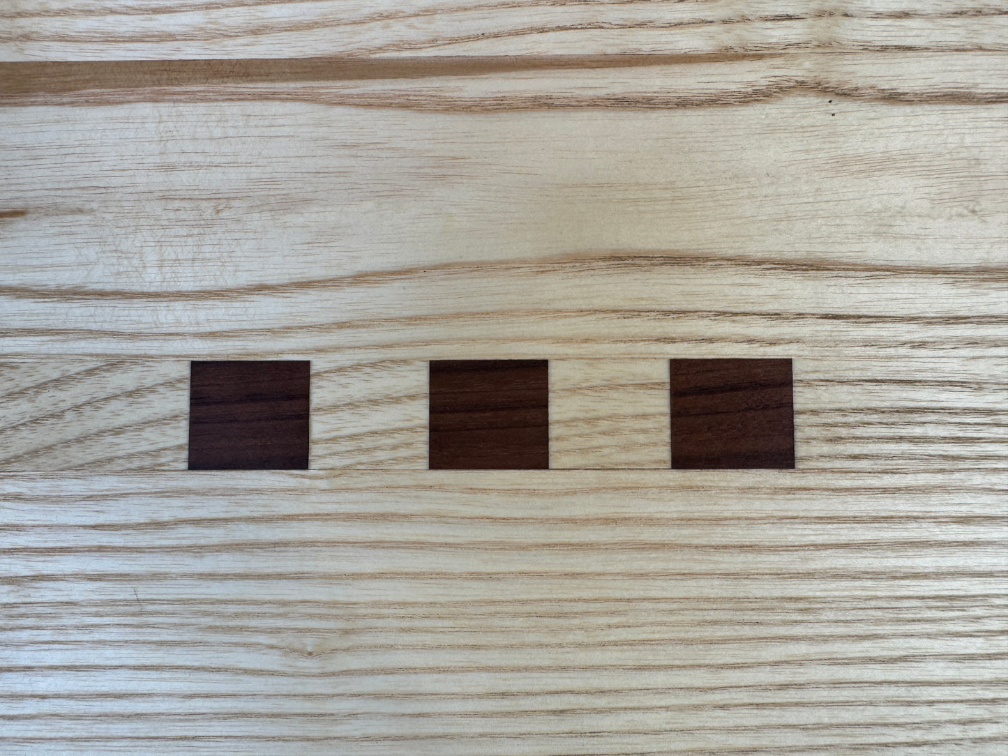 Holzschneidebrett Nr. 114  Esche mit Schwarznuss