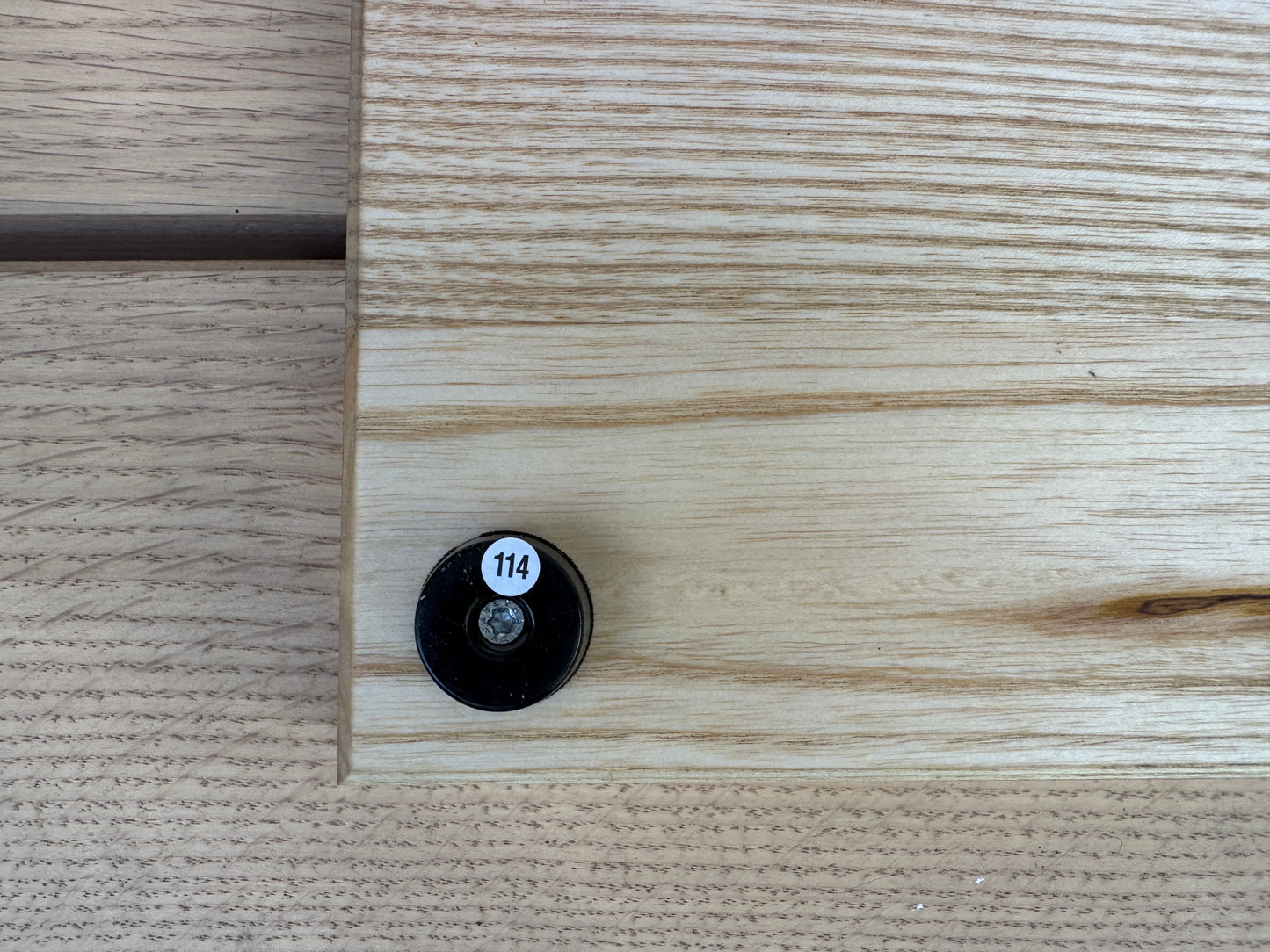 Holzschneidebrett Nr. 114  Esche mit Schwarznuss
